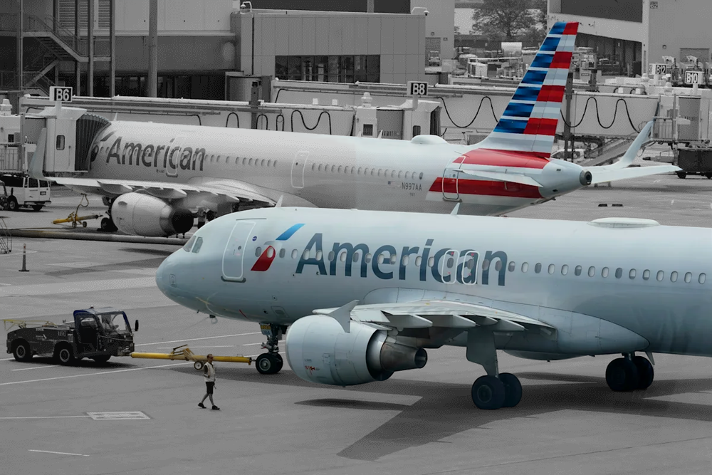 American Airlines логотип