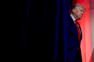Президент США Дональд Трамп під час оголошення нового тарифу