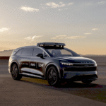 Роботаксі Uber та Lucid Gravity