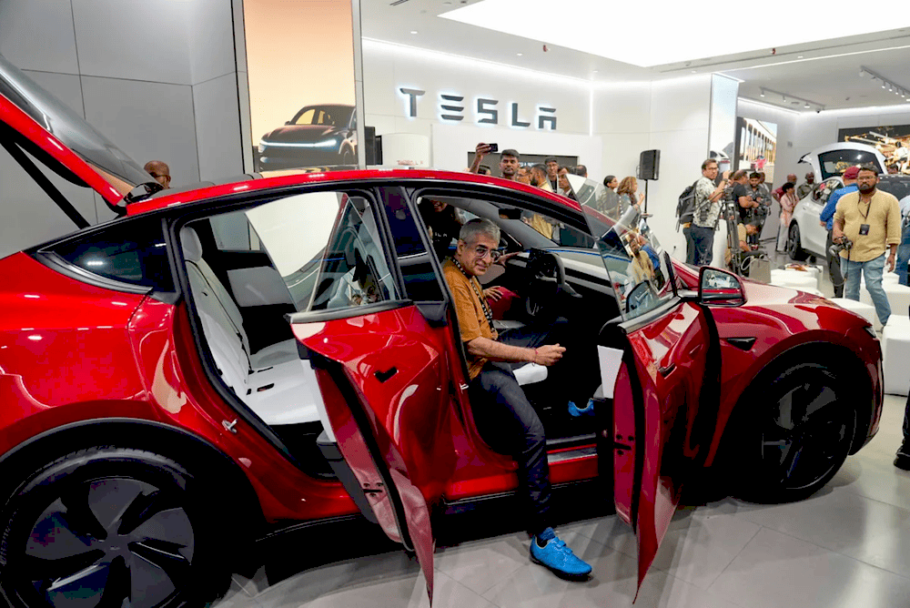 Звітність Tesla та Alphabet