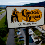 Старий логотип Cracker Barrel