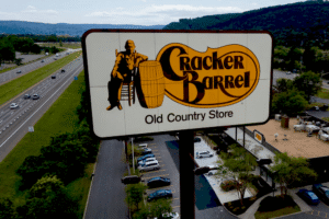 Старий логотип Cracker Barrel