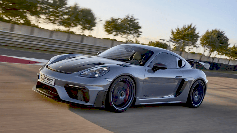 Porsche Cayman GT4 RS на трасі