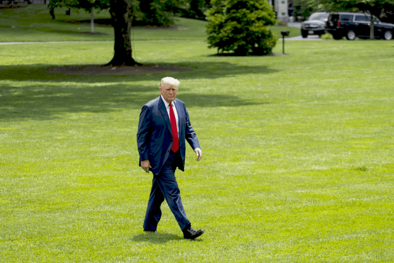 Президент Трамп оголошує про угоду з Intel