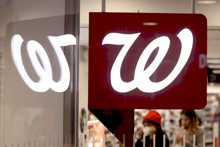 Приватизація Walgreens після угоди з Sycamore Partners