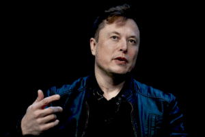 Ілон Маск купує акції Tesla