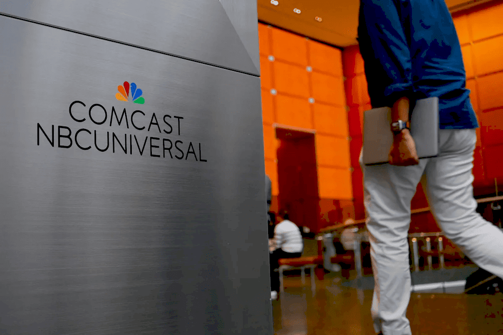 Компанія Comcast розглядає можливі злиття після відокремлення Versant