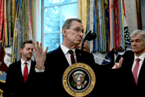 Альберт Бурла на заході Yahoo Finance Invest