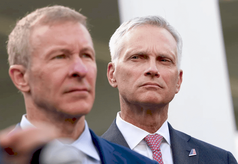 Авіаційні рейси в США під загрозою через урядове закриття