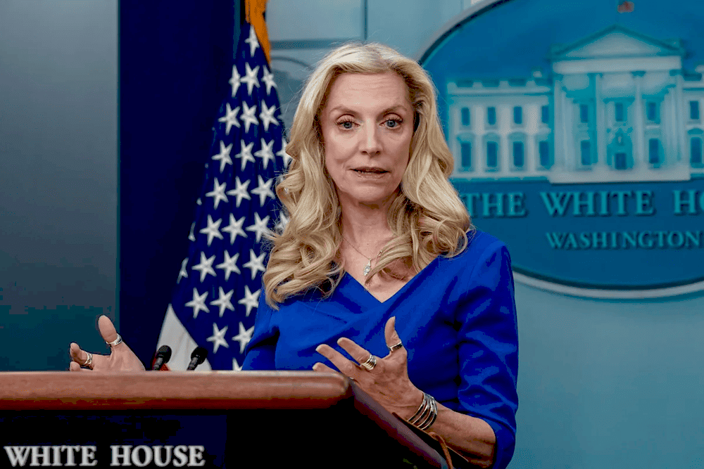 Лаел Брейнард під час виступу