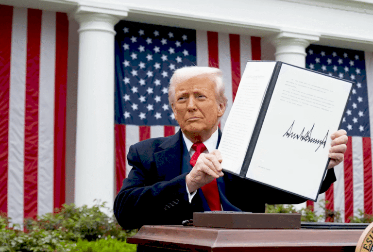 Суд США розглядає тарифи Трампа