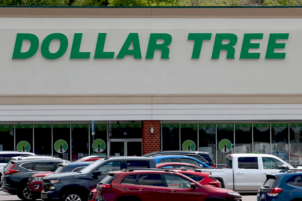 Клієнти у Dollar General