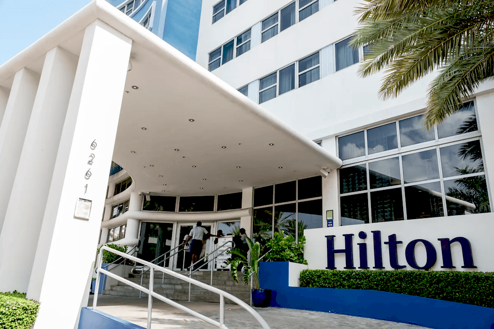 Штучний інтелект та індустрія гостинності