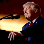 Президент Трамп під час інтерв’ю з кандидатами на посаду голови ФРС