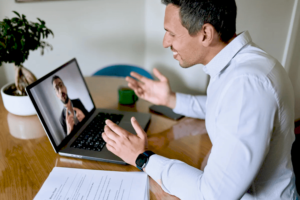 Віртуальні співбесіди