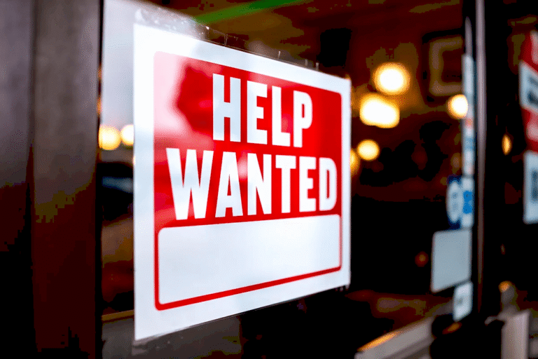 Зниження зайнятості в приватному секторі США